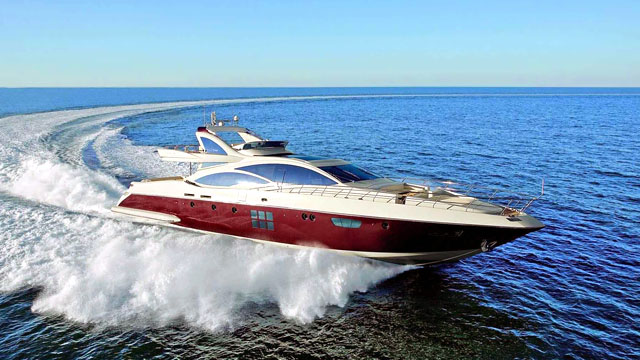 Racing the Nigel James Chartered Motor Yacht